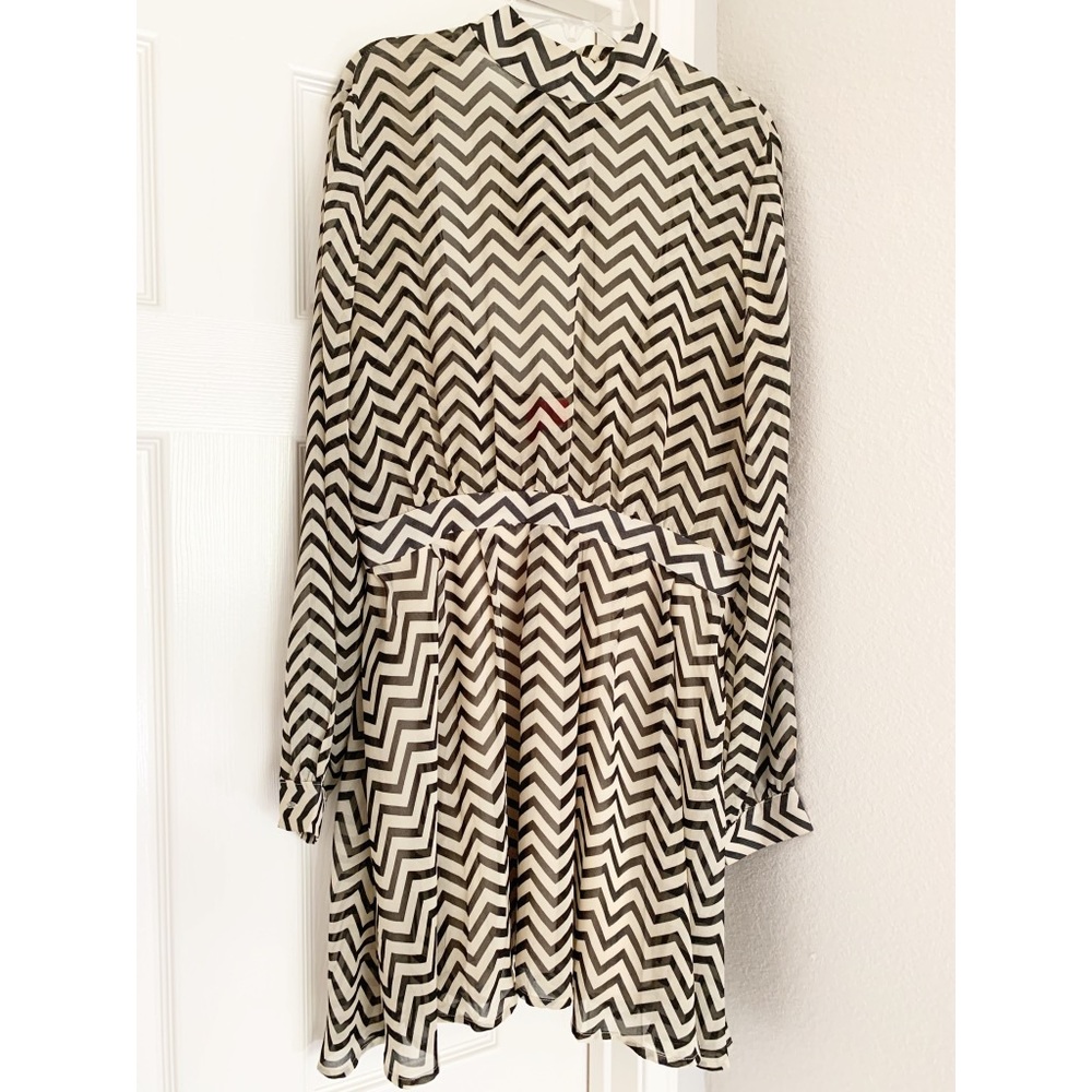 Forever 21 long sleeve dress